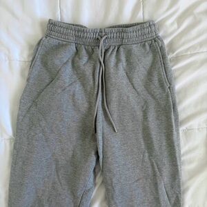 Uniqlo grey sweats
